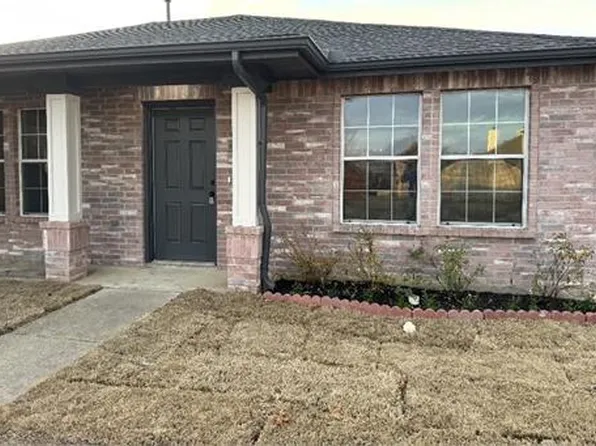 2002 Medina Dr, Forney, TX 75126