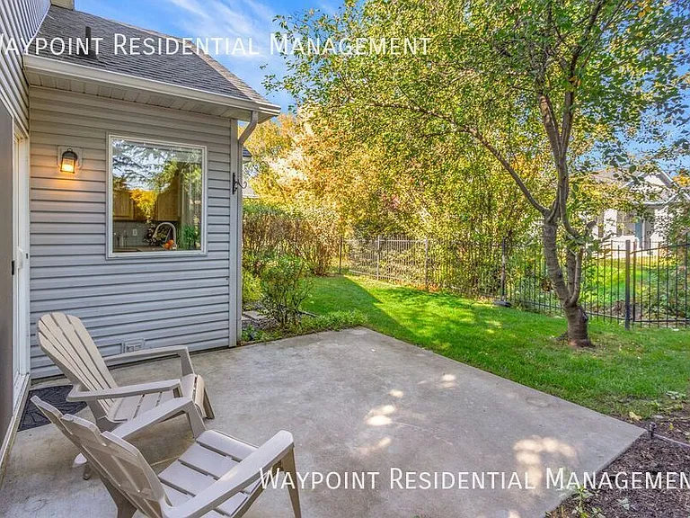 9640 W Sleepy Hollow Ln — Photo 34