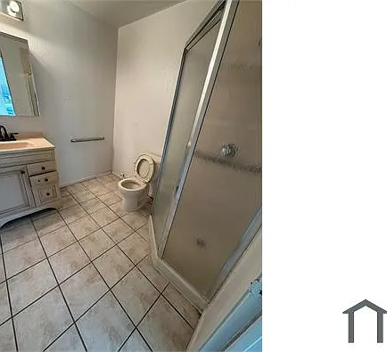 2320 Montclair Cir — Photo 21