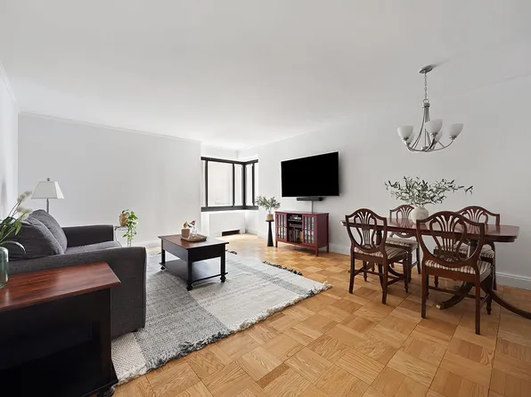 10 E End Ave APT 5N, New York, NY 10075