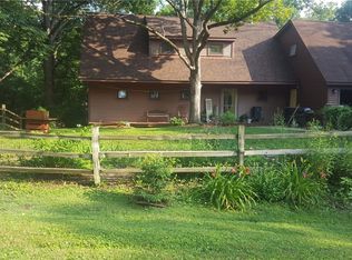 2069 E 1680 North Rd, Shelbyville, IL 62565