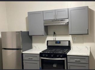 920 Hunterdon St FLOOR 3, Newark, NJ 07112