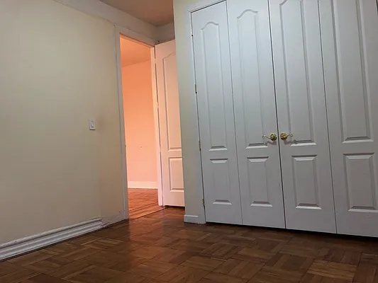 Rented by Nooklyn NYC LLC | media 12