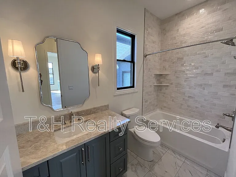 822 Union St — Photo 24