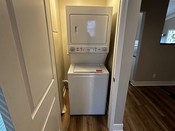 4th image of 2930 Marshall Ave