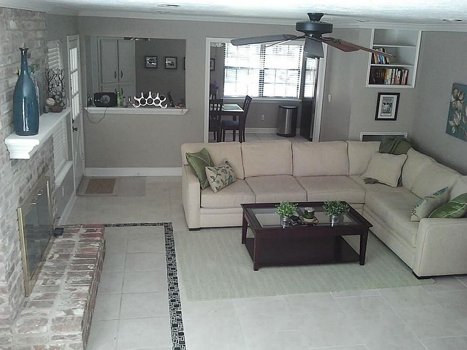 1st image of 1723 Saddlecreek Dr