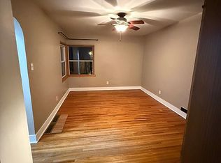 745 Knoll Ave, Waterloo, IA 50701