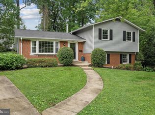 6204 Bardu Ave, Springfield, VA 22152