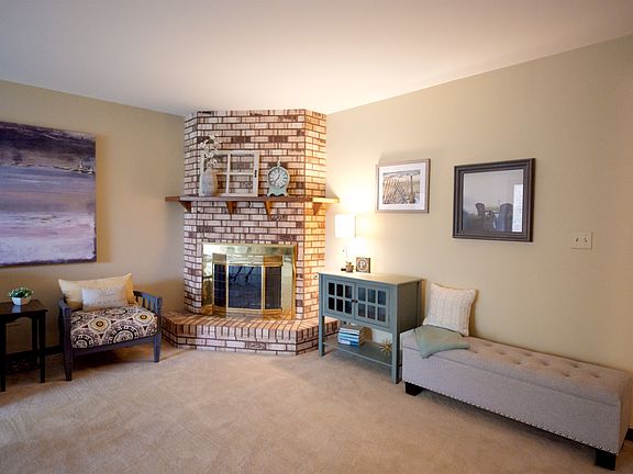 3rd image of 7235 Willow Way Ln Unit A