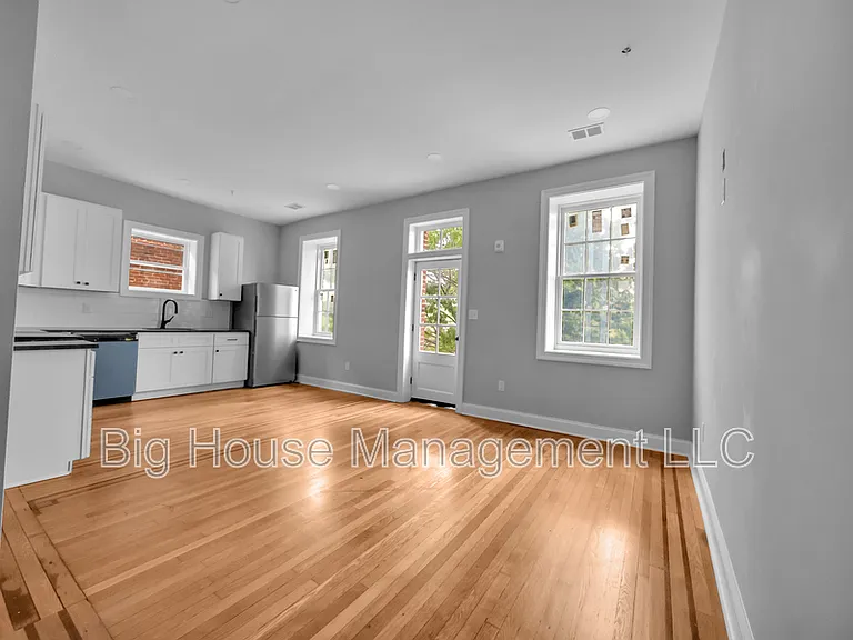 707 Druid Park Lake Dr — Photo 15