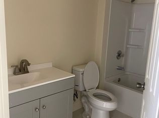 1541 Union Rd #B, Hollister, CA 95023