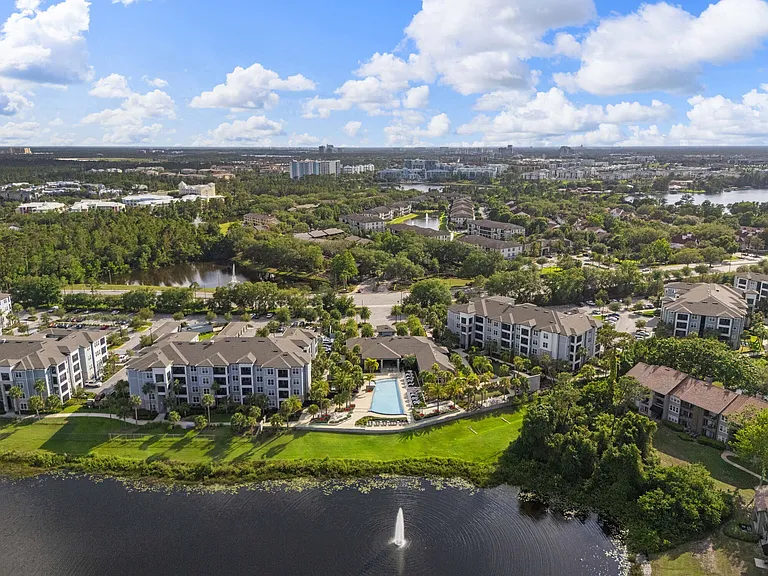 Camden Lake Buena Vista — Photo 19