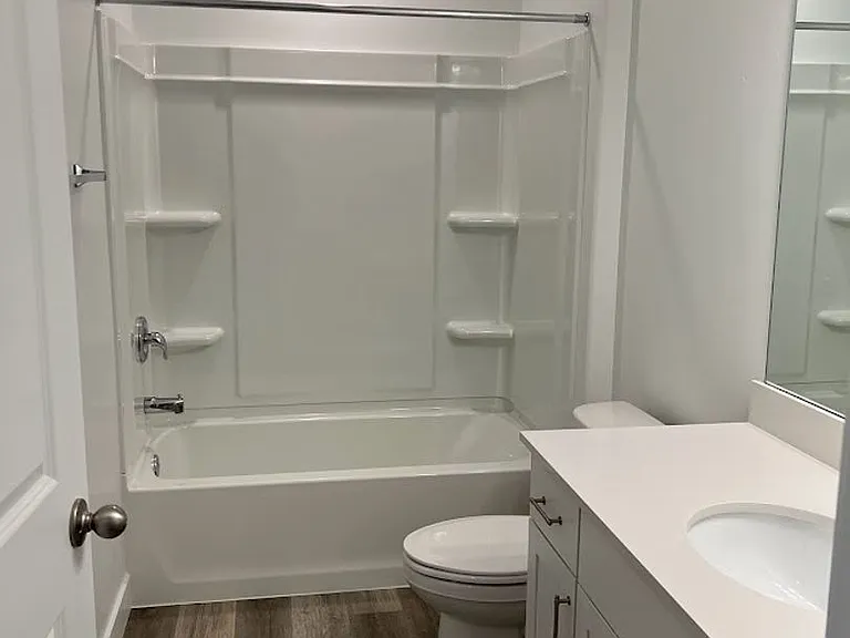 519 May St — Photo 11