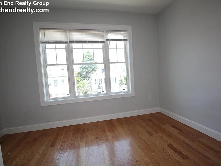 108 Main St — Photo 10
