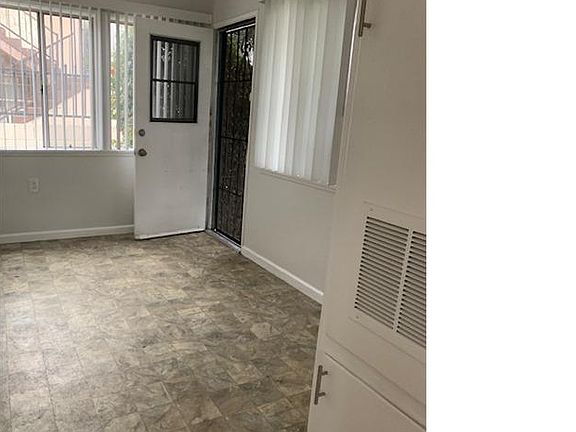 4th image of 12234 N Santa Fe Ave