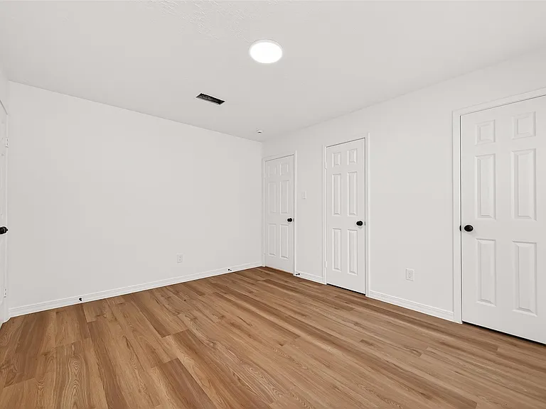 2334 Autumn Springs Ln — Photo 17