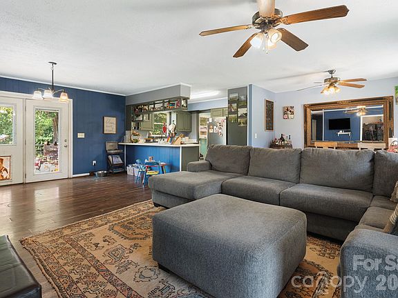 4th image of 147 Ridgeland Dr