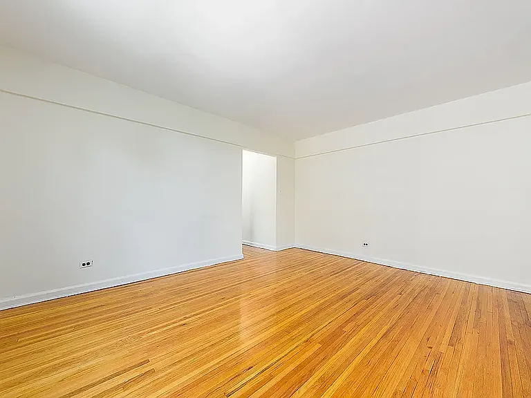 5532 Netherland Ave #3B — Photo 4
