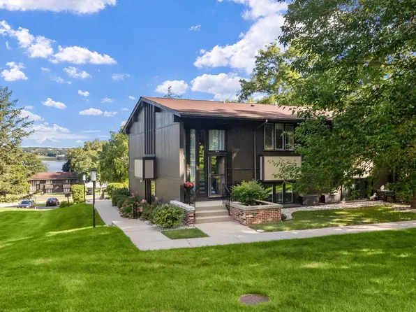 56 Lausanne COURT #56-08, Lake Geneva, WI 53147