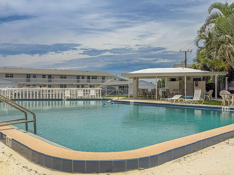 2186 Highway A1A #B7-unit B7 — Photo 41