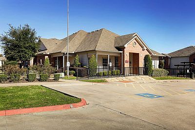 5th image of 9700 Fm 1097 Rd W #404