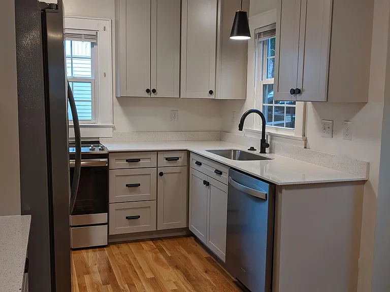 905 Gertrude Ave — Photo 13