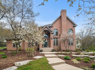 13N227 Coombs Rd, Elgin, IL 60124