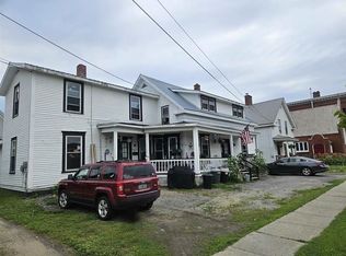35 Elm St, Lyndonville, VT 05851