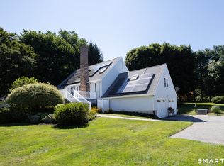 37 Davis Rd, Burlington, CT 06013