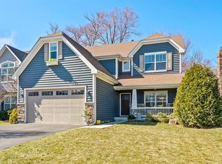 208 Syril Dr, Geneva, IL 60134