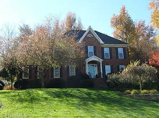 425 Hollinswood Ave, Winston Salem, NC 27103