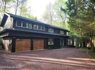 191 Long View Ln, Pocono Pines, PA 18350