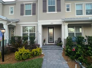 11908 Pebble Dr, Bradenton, FL 34211