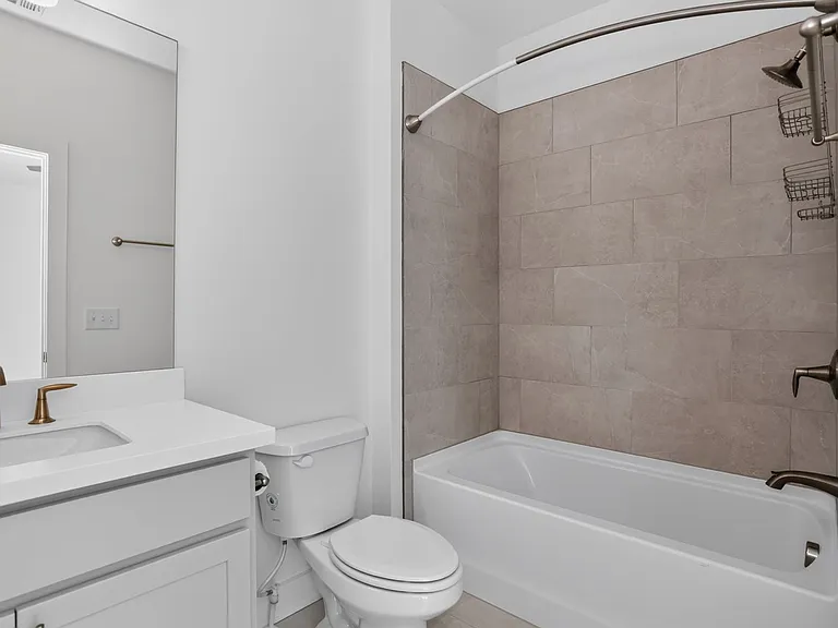 1241 Westshore Dr — Photo 32