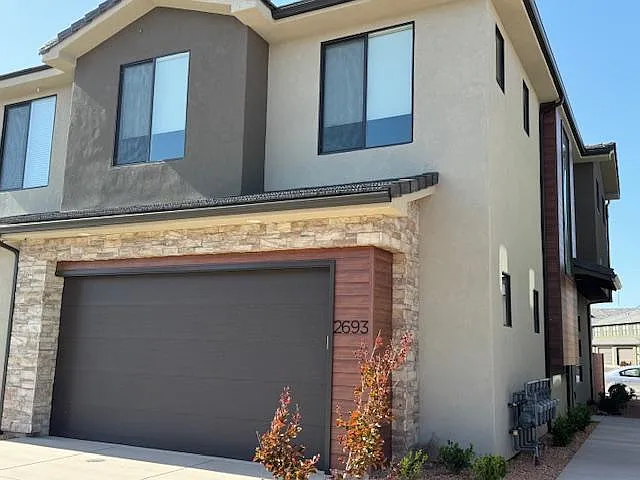 2 Car Garage
