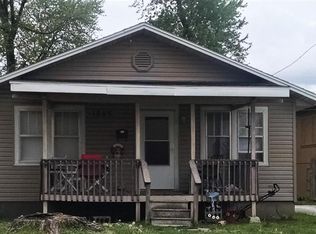1665 E Olive St, Springfield, MO 65802
