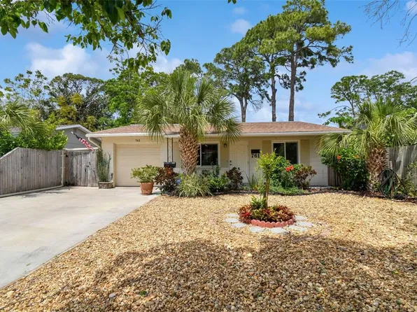 761 62nd Ave N, Saint Petersburg, FL 33702