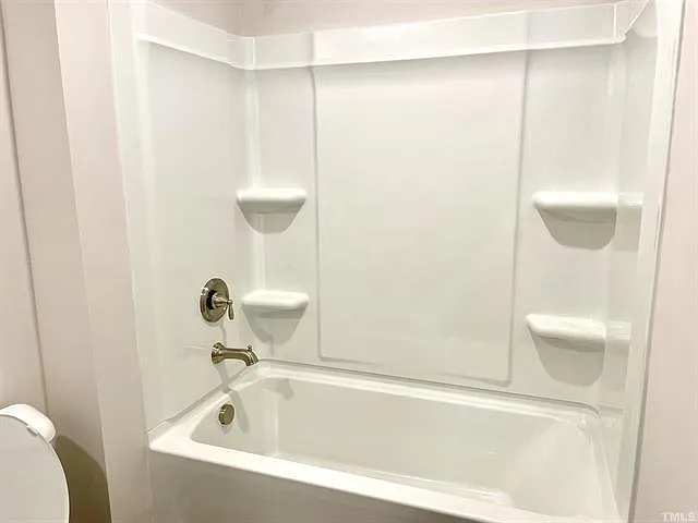 6920 Eddy Point Ln — Photo 18