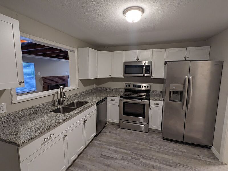 1st image of 917 Dowd Ave APT B