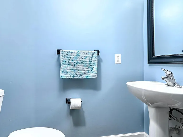 42526 Mayflower Ter — Photo 13