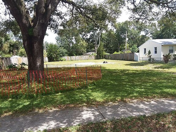 2nd image of 4906 Wishart Blvd