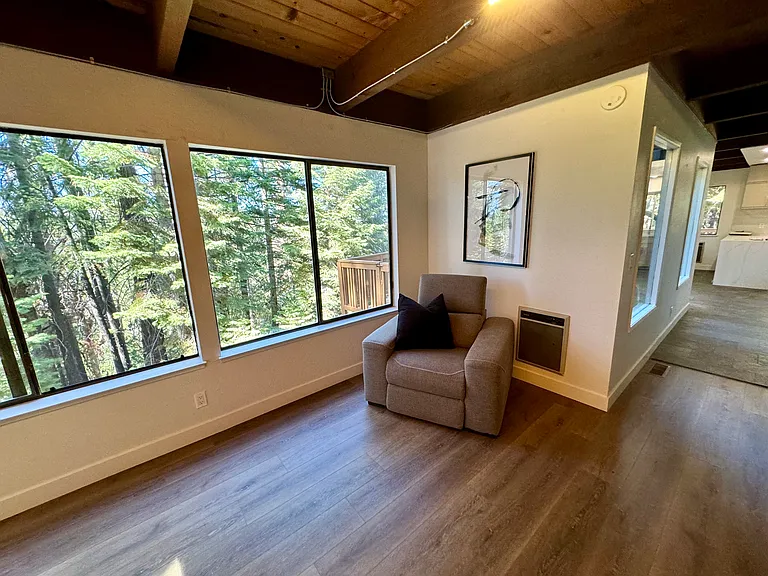 1588 Skyline Dr — Photo 20