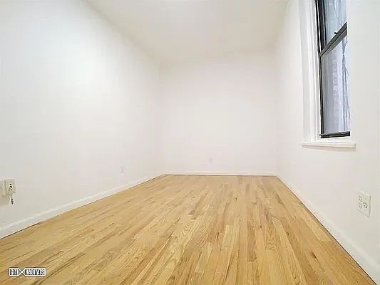 4th image of 445 E 78th St APT 5C