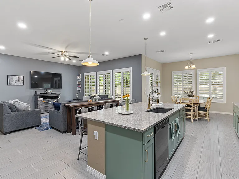 12637 N 143rd Dr — Photo 28