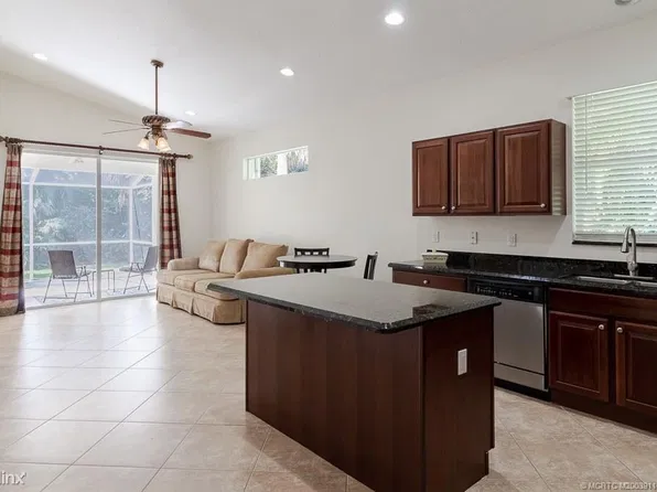1446 SE Tidewater Pl, Stuart, FL 34997