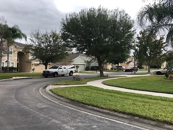 4th image of 433 Cortona Dr