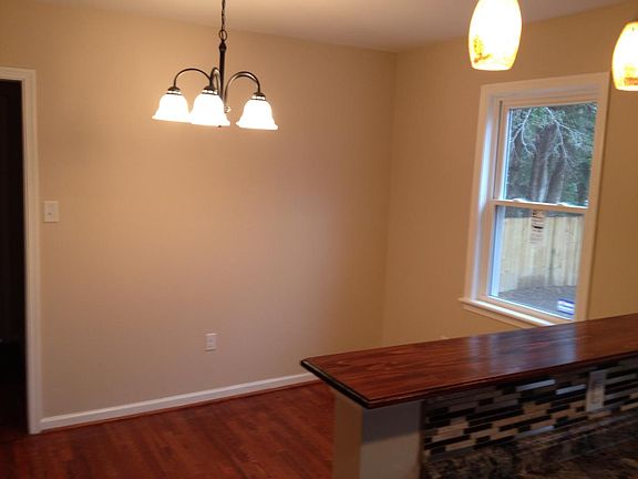 2nd image of 819 Westover Hills Blvd