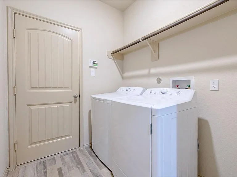 5206 Rosehill Ridge Ct — Photo 36