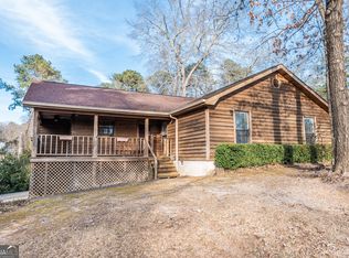 403 Woodhaven Rd, Centerville, GA 31028