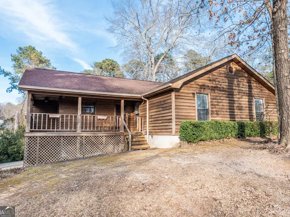 403 Woodhaven Rd, Centerville, GA 31028